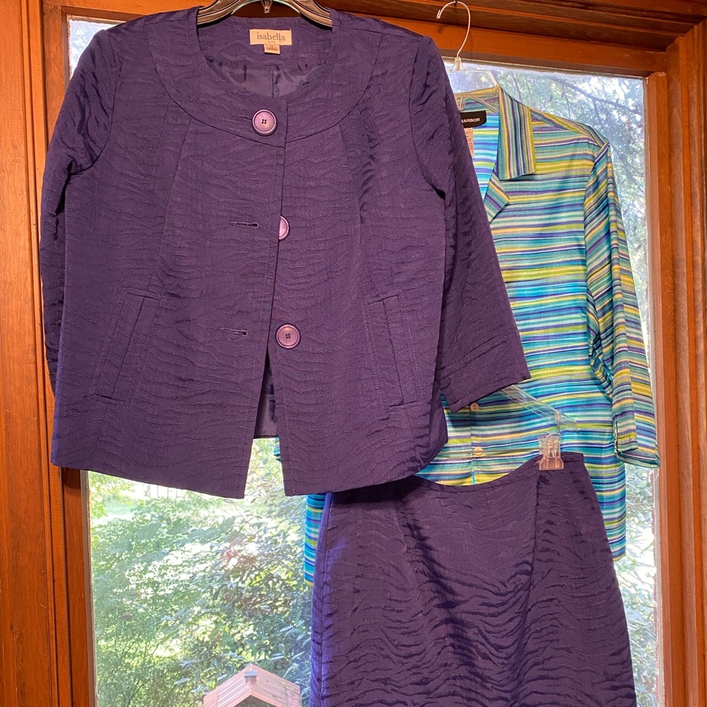 Formal Women’s Skirt Suit